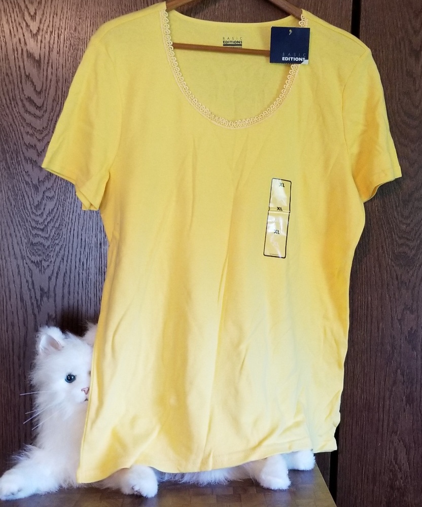 Nwt Basic Editions V Neck Yellow Tee - image 1